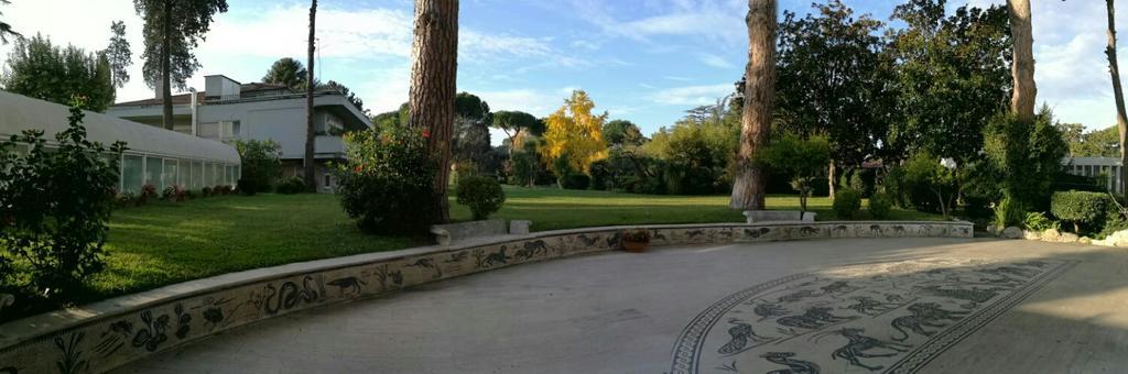 Casa Per Ferie Cardinal G. Guarino Bed and Breakfast Roma Exterior foto